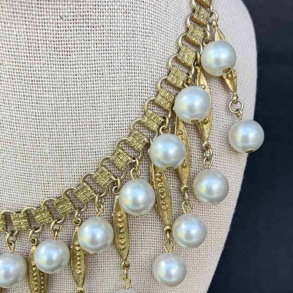 Coro Gold Tone Pearl Drop Waterfall Fringe Bib Necklace - signed - Picture 14 of 15